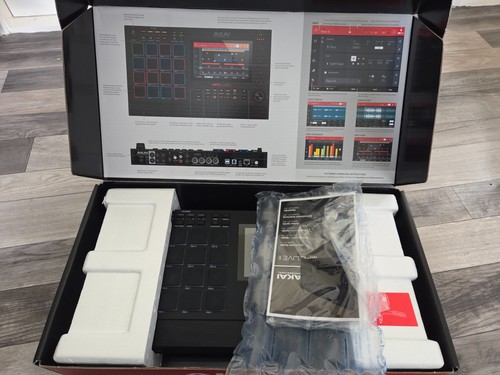 Akai professional mpc live - professional,