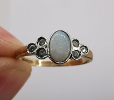 9ct Gold Opal And CZ Ring Size