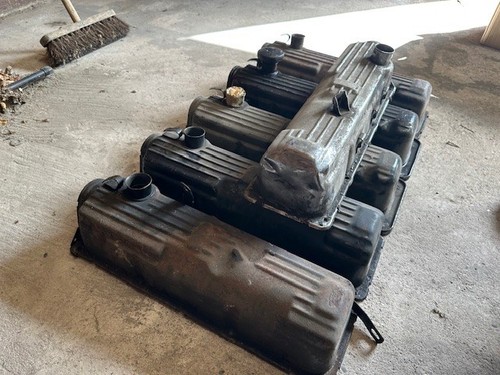 Cam rocker cover for 2 - cam,