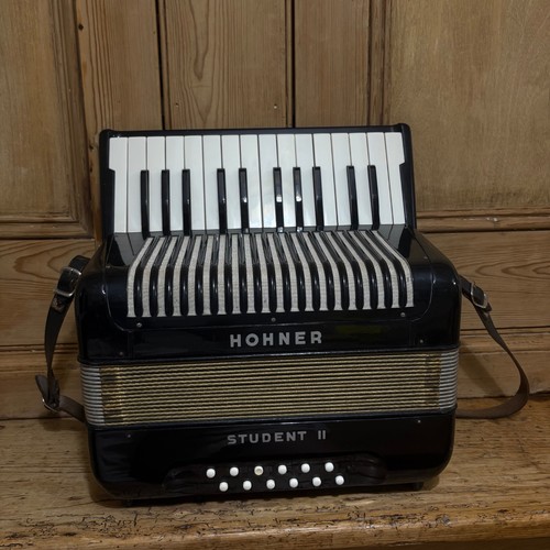 Hohner student bass - ii,