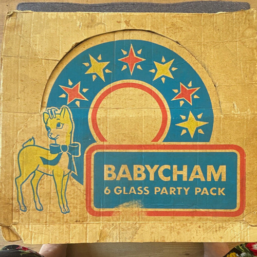 Babycham glass party - babycham, pack