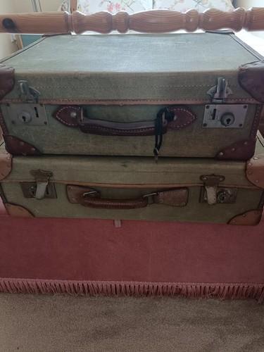 Pair matching 1940s vintage - of,