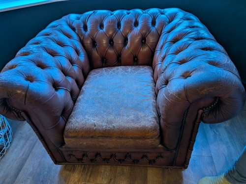 Brown leather chesterfield - leather,