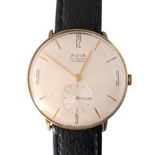 Mens Avia Vintage Watch Gold