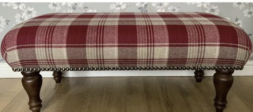 New footstool laura - new, in