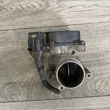 Volkswagen Golf Audi Seat Skoda 2010 1.6 TDI Throttle Body 03L128063J