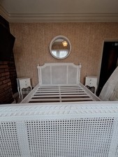 Shabby Chic Bordeaux French