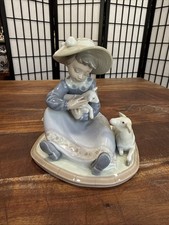 LLADRO “LAMBKINS” Girl