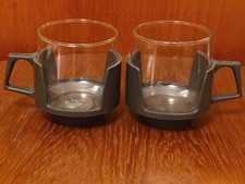 2 Pyrex stacking Tea Coffee