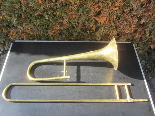 Old trombone train - ,