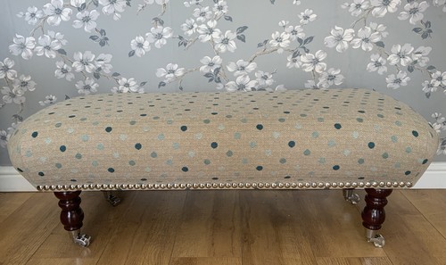 New footstool laura - new,