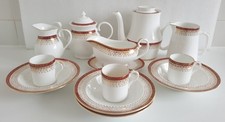 THIRTEEN PIECES OF ROYAL GRAFTON "MAJESTIC" TEA & DINNERWARE