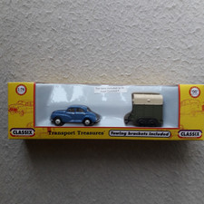 Pocketbond Classix 1:76 Scale Morris Minor & Twin Axle Cattle Trailer