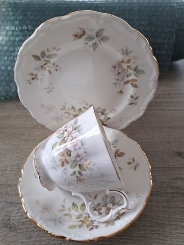 Royal albert haworth - royal, trio