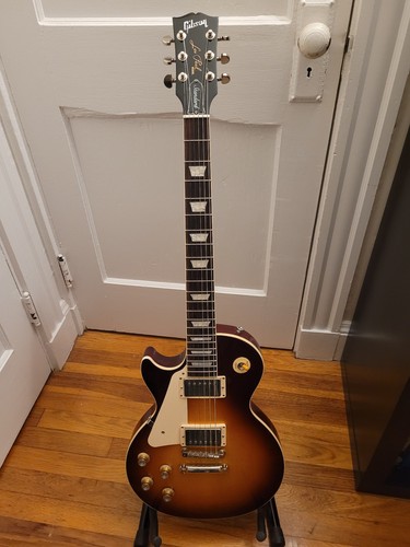 Gibson les paul - paul, left