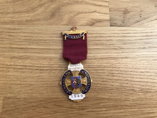 Nice looking 1949 dated - looking, royal