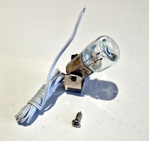 Dolls house swivel - dolls, light