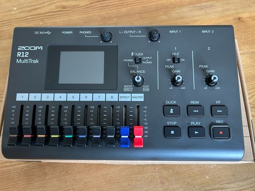 Zoom r12 multitrack portable - multitrack,
