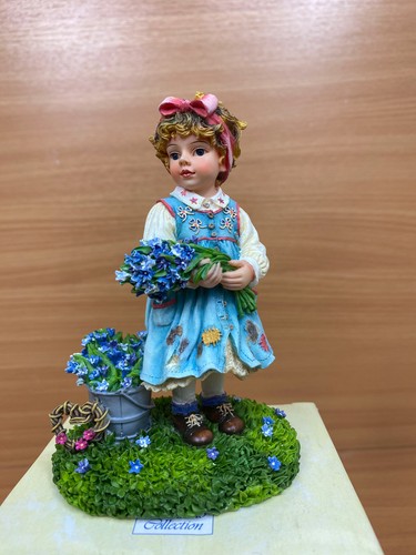 Bluebell time figurine - bluebell,