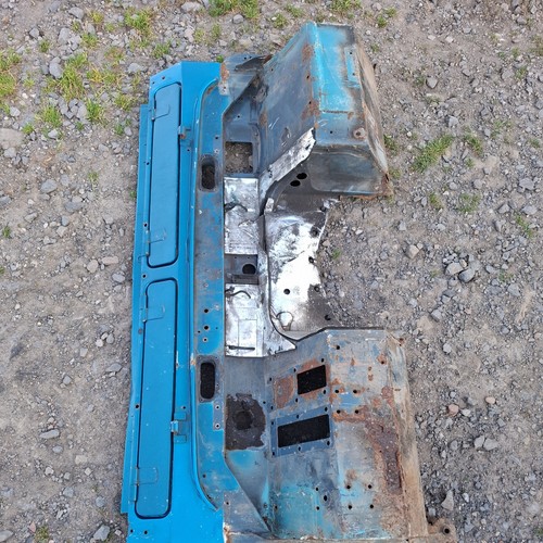 Land rover defender bulk - land, head