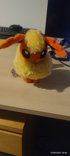 Takara tomy pokemon flareon - takara,