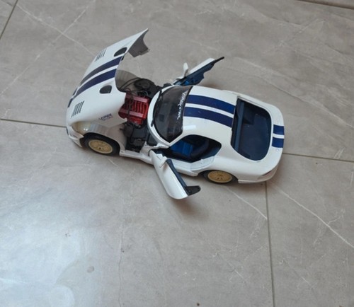 Maisto dodge viper gts - dodge,