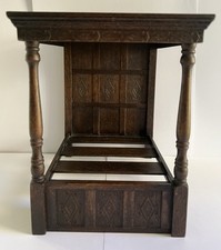 Dolls House Vintage Tudor