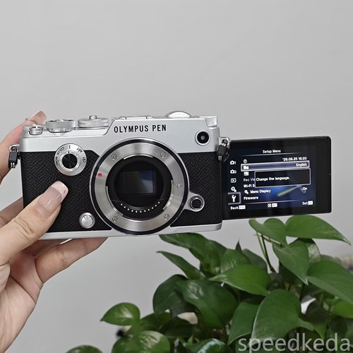 Olympus pen mirrorless - olympus,