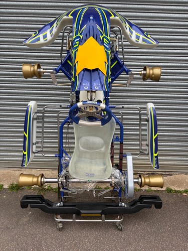 Tony kart lando - tony,