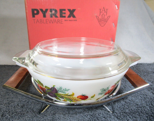Lovely vintage new boxed - lovely,