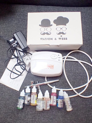 Cake decorating airbrush with - decorating,