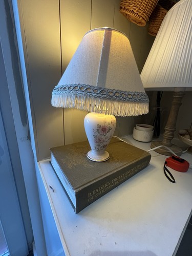 Vintage floral ceramic table - floral,