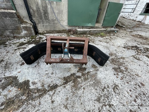 Used point linkage yard - point,