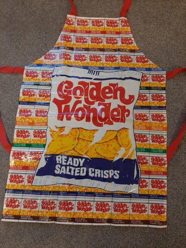 Golden wonder crisps - golden,