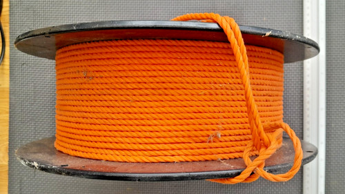 Plastic cable drum 4mm - cable,
