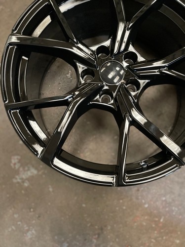 Black estori style alloy - 18",
