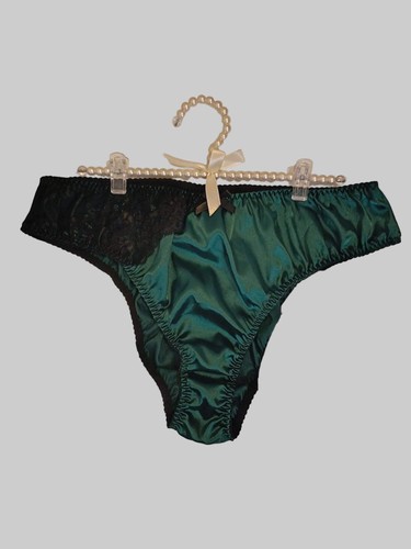 Plus size emerald green - 💚,