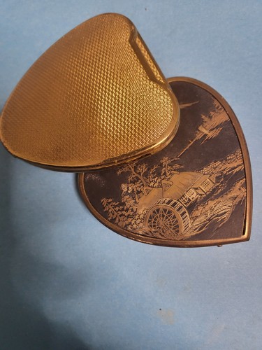 Pair vintage heart compacts - pair,