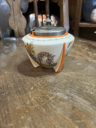 Clarice cliff newport pottery - cliff,