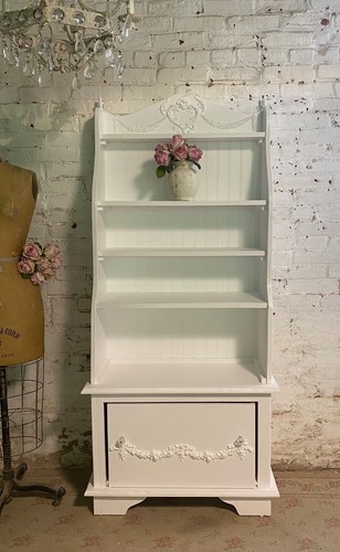 Painted cottage shabby chic - cottage,