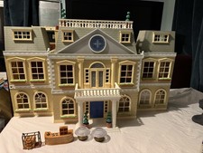 Sylvanian Families Grand Hotel 4800 + Extra Chandelier, Complete, Boxed Rare
