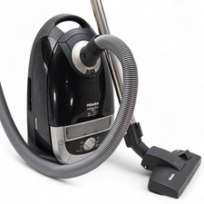 Miele S5211 Vacuum Cleaner