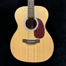Martin 000-1 with FISHMAN pickup