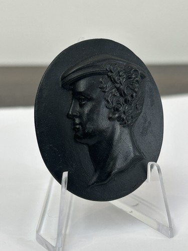 Wedgwood black basalt portrait - wedgwood,