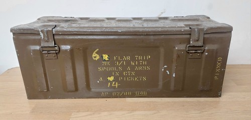 British army 1988 65x24x24 - british, army,