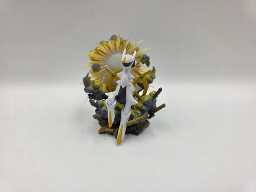 Pokemon arceus figure - arceus, v