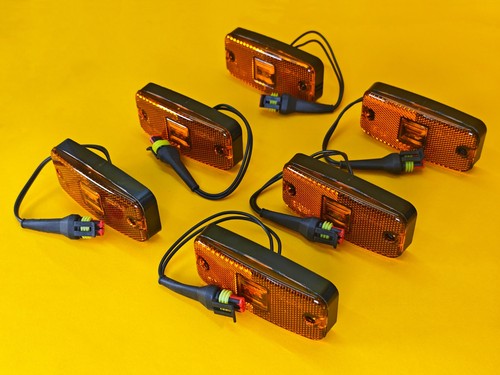 Led side marker light - side,