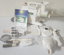 Green Star Twin Gear Juice Extractor GS-1000 Used, Works, Many Parts Included!