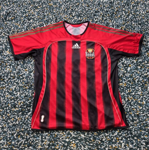Rare vintage seoul football - rare,