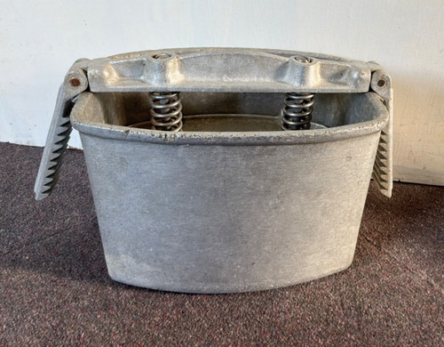 Vintage cast aluminium meat - cast,